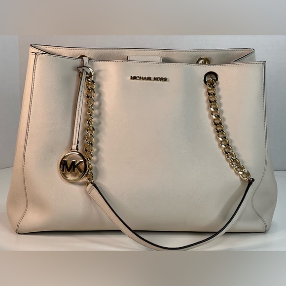 Michael Kors Teagan Pebbled Leather Shoulder Bag, Ivory - Picture 5 of 12